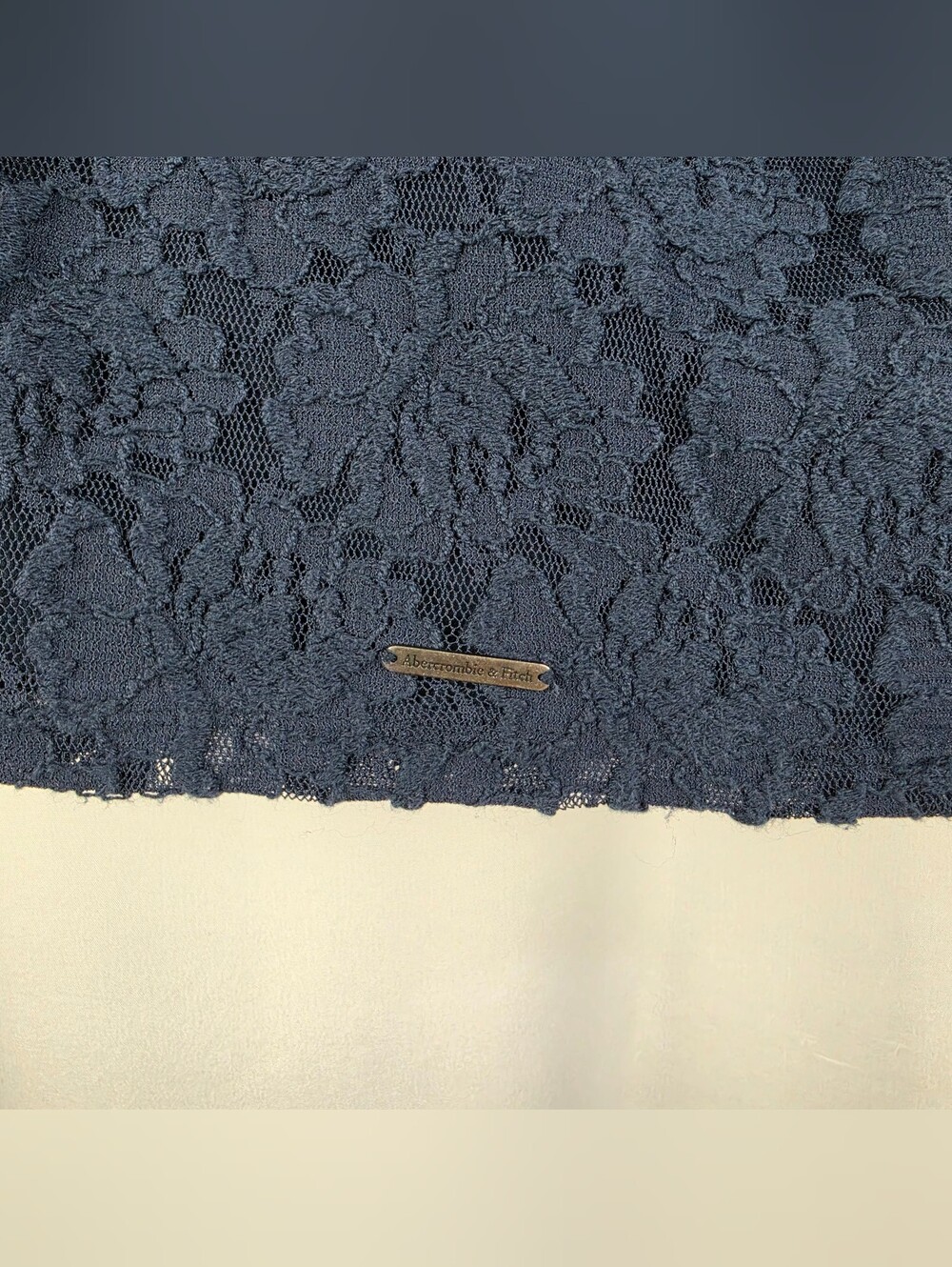 Abercrombie & Fitch Y2K Navy Floral Lace Mini Skirt Size 2 - Picture 4 of 8